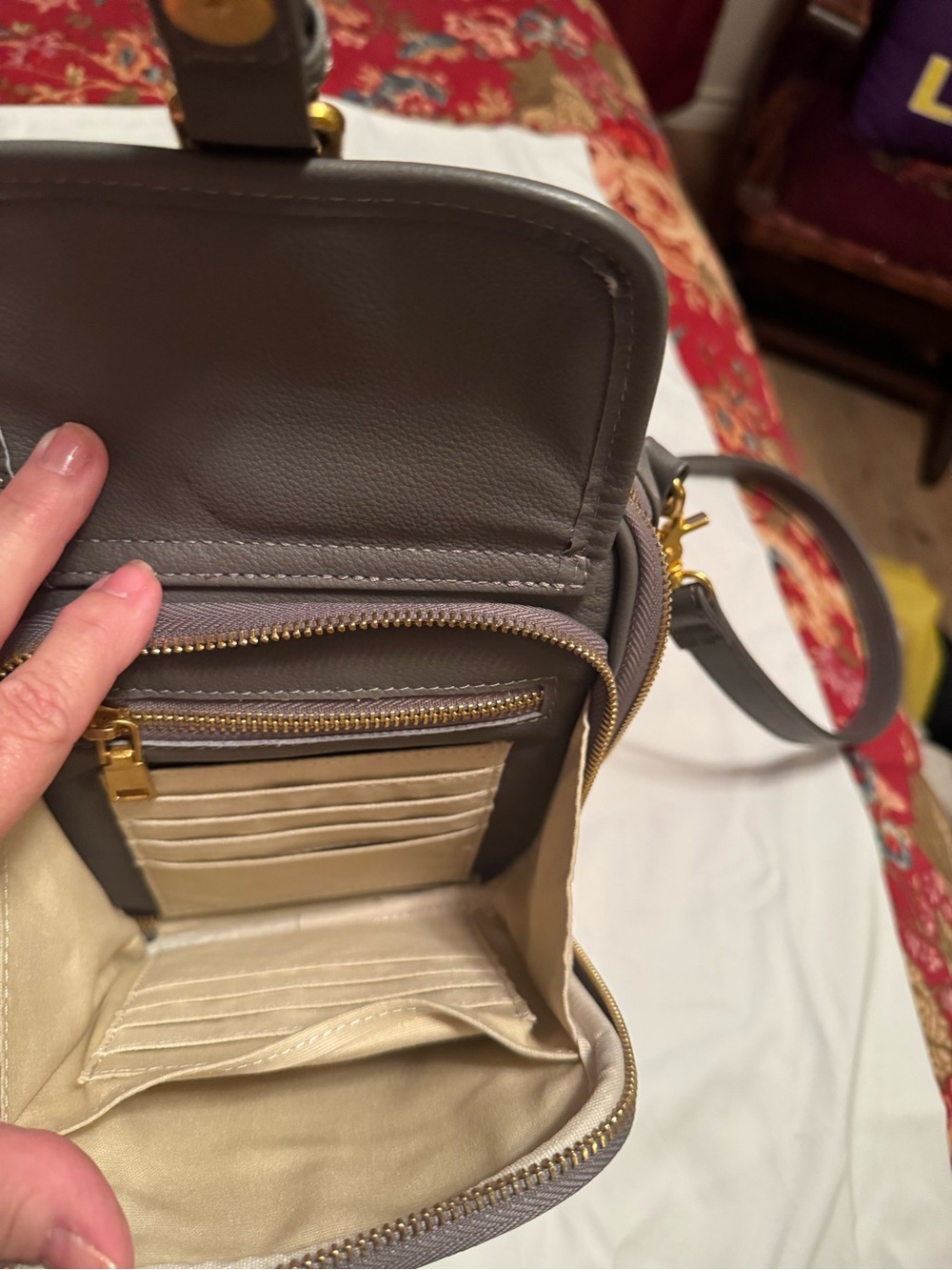 Minooy Pebbled Leather Tote in Taupe - Picture 3 of 8
